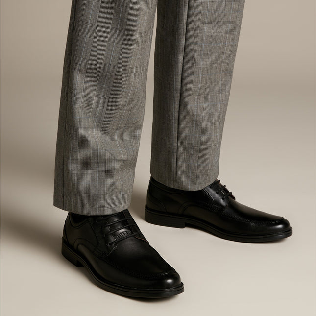 Clarks Un Aldric Park Black Leather Men’s Lace-Up Shoes – Comfort-Focused Leather Shoes for Everyday Wear & Smart-Casual Style
