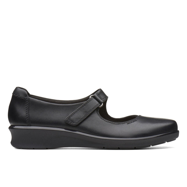 Clarks Women’s Hope Henley Black Leather Slip-On Shoes – Cushioned Comfort, Classic Loafer Style & Everyday Versatility