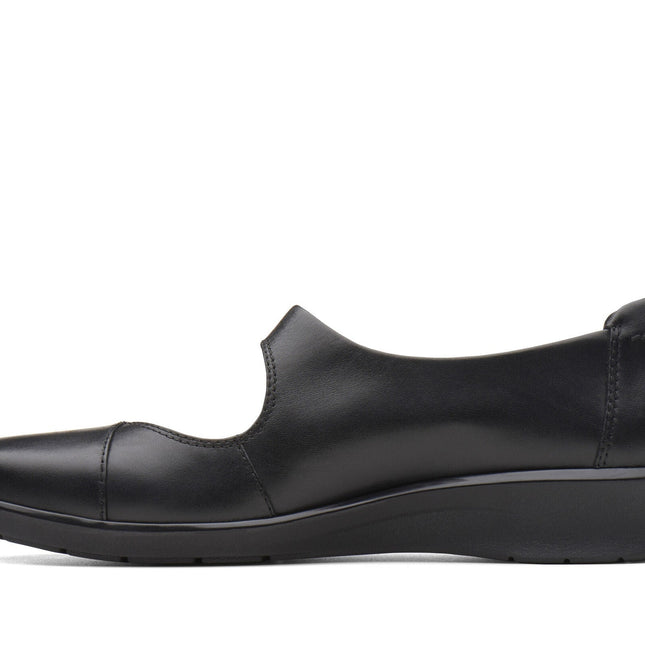 Clarks Women’s Hope Henley Black Leather Slip-On Shoes – Cushioned Comfort, Classic Loafer Style & Everyday Versatility
