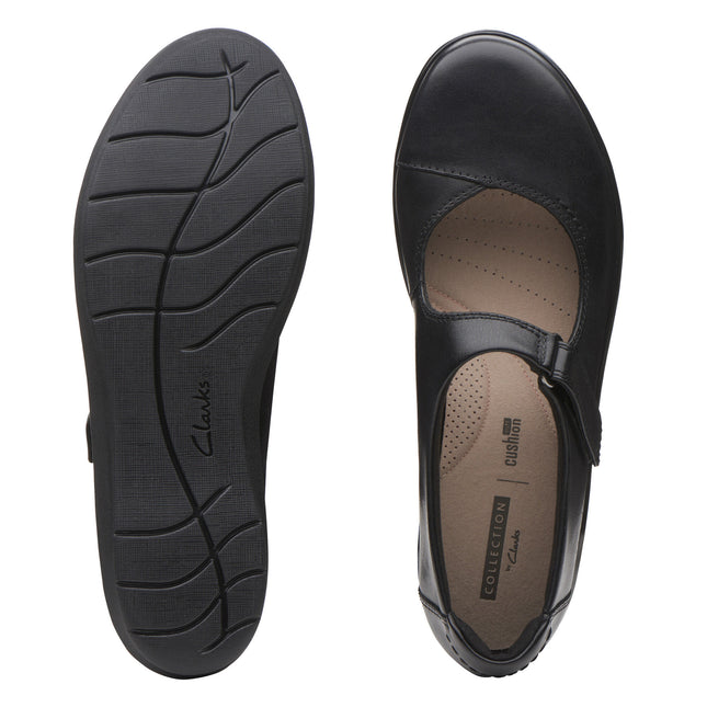 Clarks Women’s Hope Henley Black Leather Slip-On Shoes – Cushioned Comfort, Classic Loafer Style & Everyday Versatility