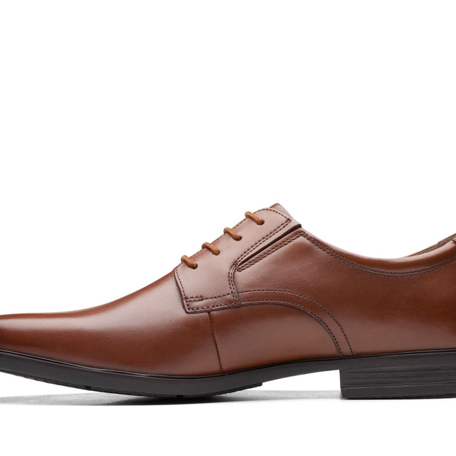 Clarks Men’s Howard Walk Dark Tan Leather Lace-Up Shoes – Classic Formal/Smart-Casual Leather Shoes with Cushion Plus™ Comfort & Grippy Sole