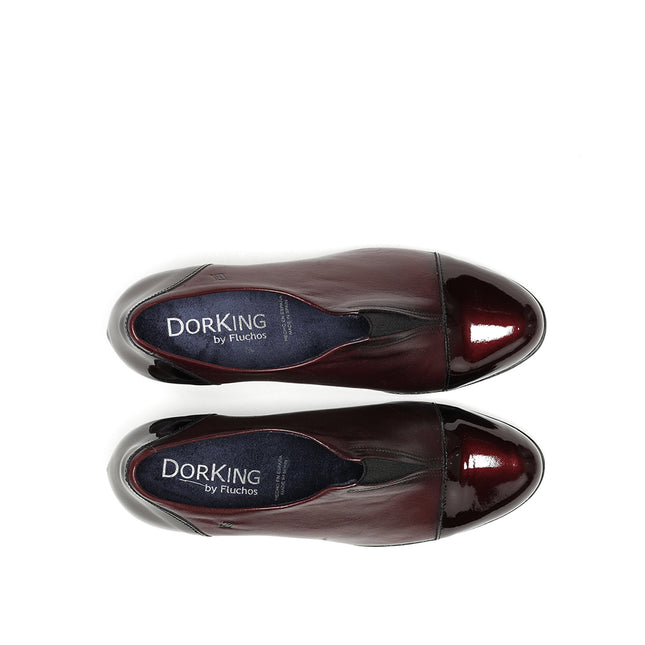 Dorking Evelyn D9112 Burgundy