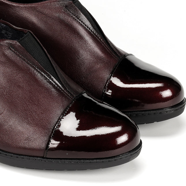 Dorking Evelyn D9112 Burgundy