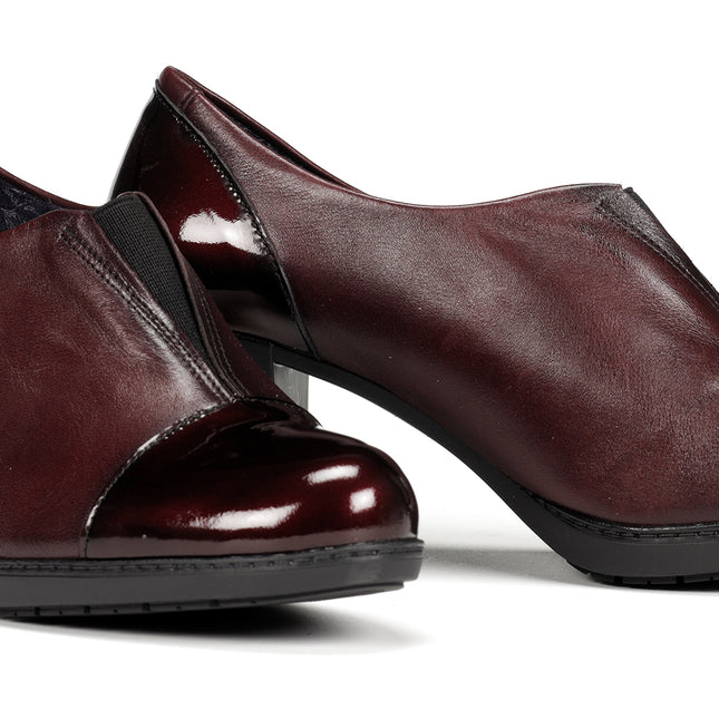 Dorking Evelyn D9112 Burgundy