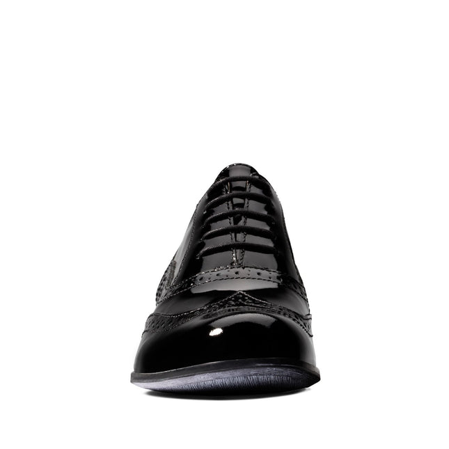 Clarks Women’s Hamble Oak Black Patent Lace-Up Brogues – Polished Patent Leather, Cushioned Comfort & Smart-Casual Style