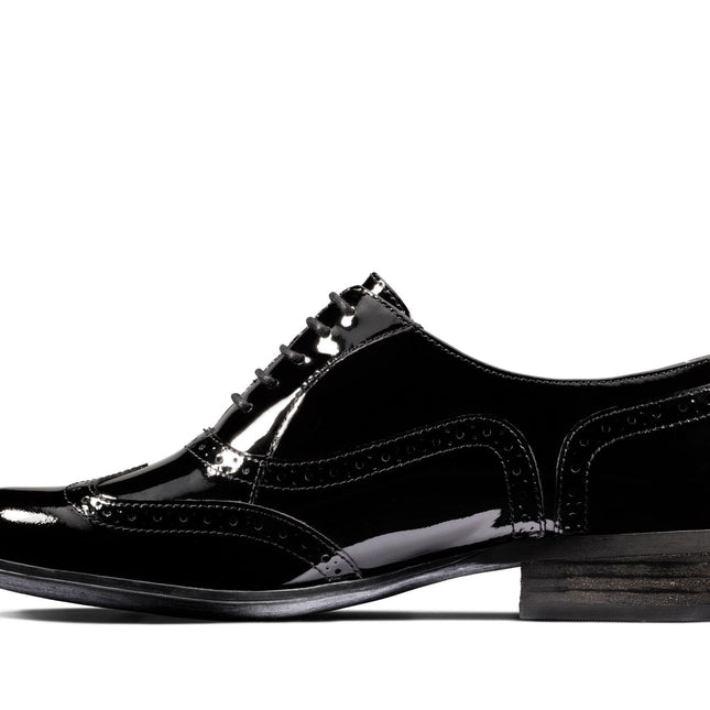 Clarks Women’s Hamble Oak Black Patent Lace-Up Brogues – Polished Patent Leather, Cushioned Comfort & Smart-Casual Style