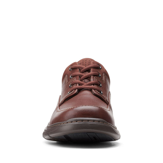 Clarks Men’s Un Brawley Lace Mahogany Leather Lace-Up Shoes – Smart Casual Leather Shoes with Cushioned Comfort & Durable Outsole