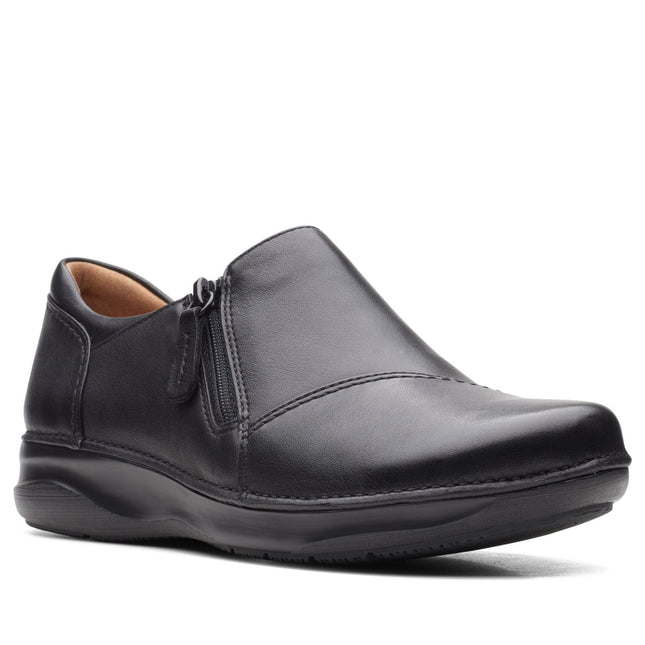 Clarks Women’s Appley Zip Black Leather Ankle Boots – Comfortable Zip-Up Boots with Cushioned Footbed & Flexible Sole