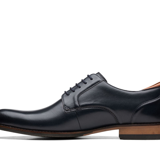 Clarks Men’s Craftarlo Lace Navy Leather Casual Shoes – Classic Lace-Up Leather Shoes with Comfortable Insole & Everyday Versatility