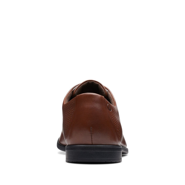 Clarks Men’s Boswyn Lace Dark Tan Leather Lace-Up Shoes – Classic Casual Leather Shoes with Cushioned Comfort & Durable Outsole