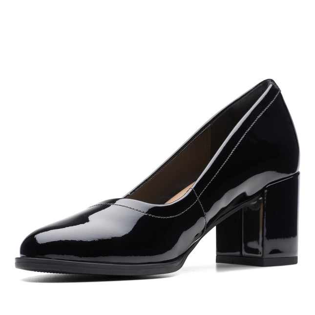 Clarks Freva55 Court Black Pat