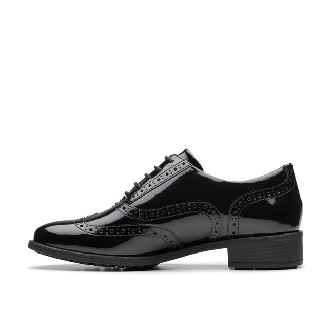 Clarks Women’s Havisham Oak Black Patent Brogues – Polished Patent Leather Lace-Up Shoes with Cushioned Comfort & Timeless Style