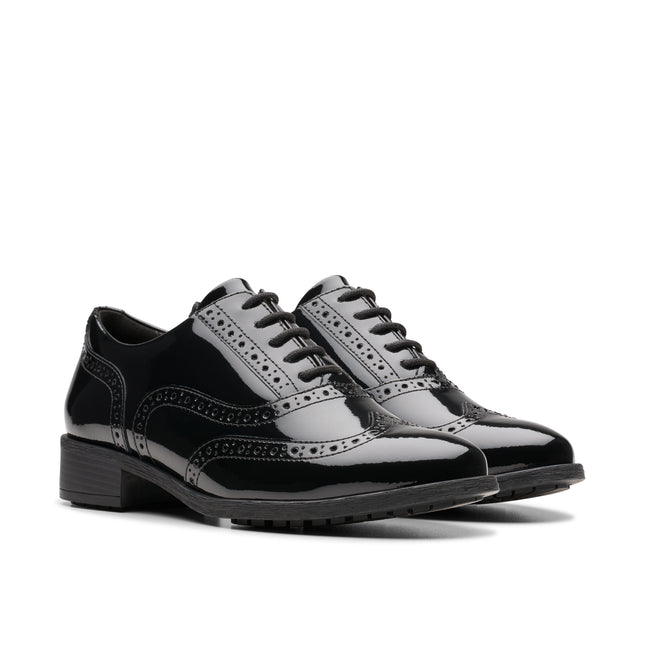 Clarks Women’s Havisham Oak Black Patent Brogues – Polished Patent Leather Lace-Up Shoes with Cushioned Comfort & Timeless Style