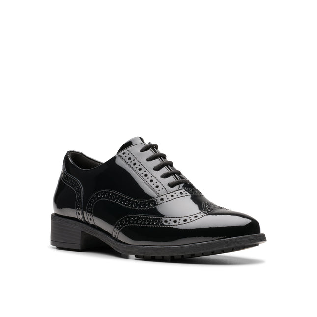 Clarks Women’s Havisham Oak Black Patent Brogues – Polished Patent Leather Lace-Up Shoes with Cushioned Comfort & Timeless Style