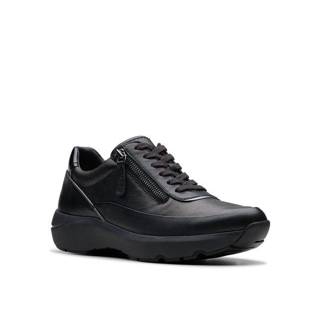 Clarks Women’s Tivoli Zip Black Leather Trainers – Zip-Up Casual Trainers with Cushioned Comfort & Flexible Sole