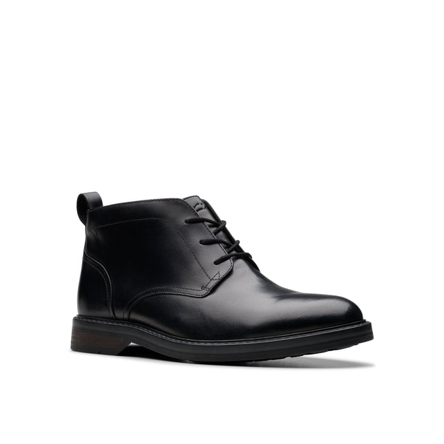 Clarks Aldwin Chukka Black Leather Men’s Ankle Boots – Smart-Casual Leather Boots with Cushioned Comfort & Durable Grip Sole