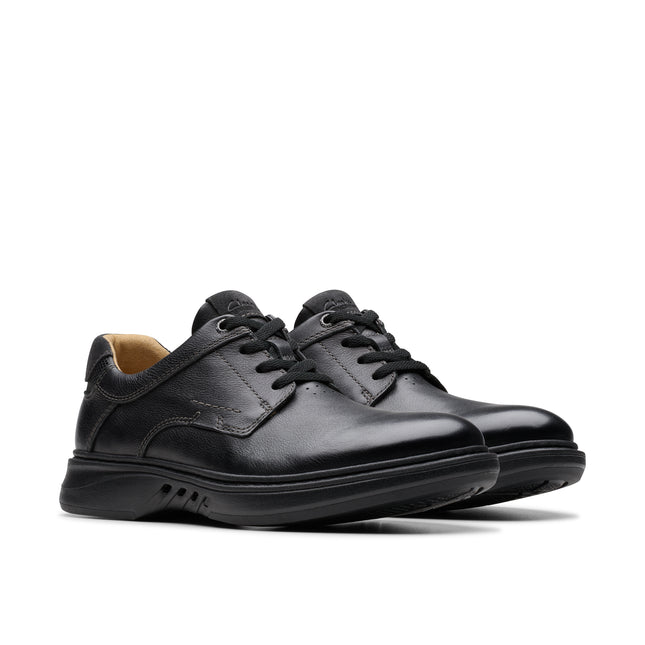 Clarks Un Briley Pace Black Leather Wide Fit Shoe – Comfort Casual with EVA Midsole & Rubber Outsole