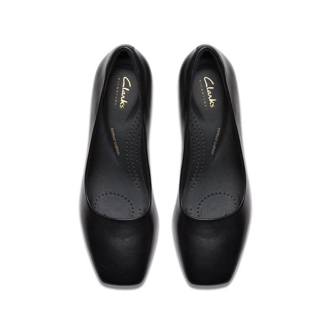 Clarks Women’s Fernie Court Black Leather Heels – Elegant Court Shoes with Cushioned Comfort & Classic Low-Profile Elegance