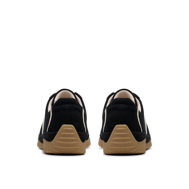 Clarks Women’s Meridor Lo Black Leather Trainers – Low-Profile Casual Shoes with Contour Cushion™ Comfort & Everyday Versatility