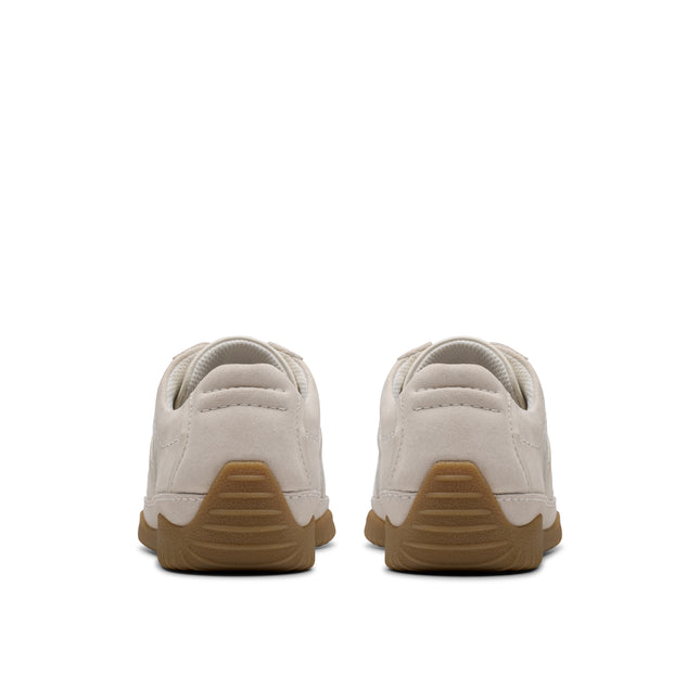 Clarks Women’s Meridor Lo Off-White Low-Profile Trainers – Soft Suede Upper, Contour Cushion Comfort & Everyday Casual Style