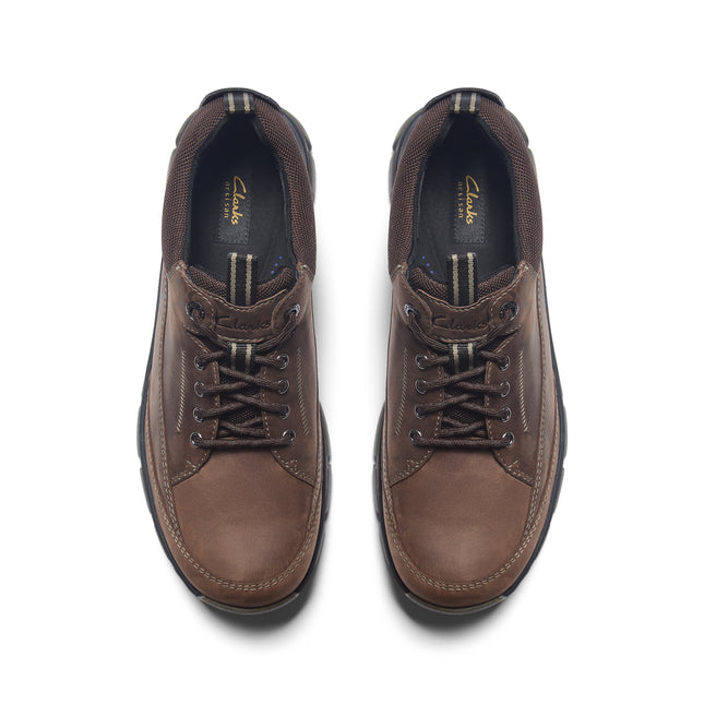 Clarks Men’s Spypath Lo GTX Dark Brown Leather Waterproof Lace-Up Shoes – All-Weather Leather Shoes with GORE-TEX®, Cushioned Comfort & Slip-Resistant Sole