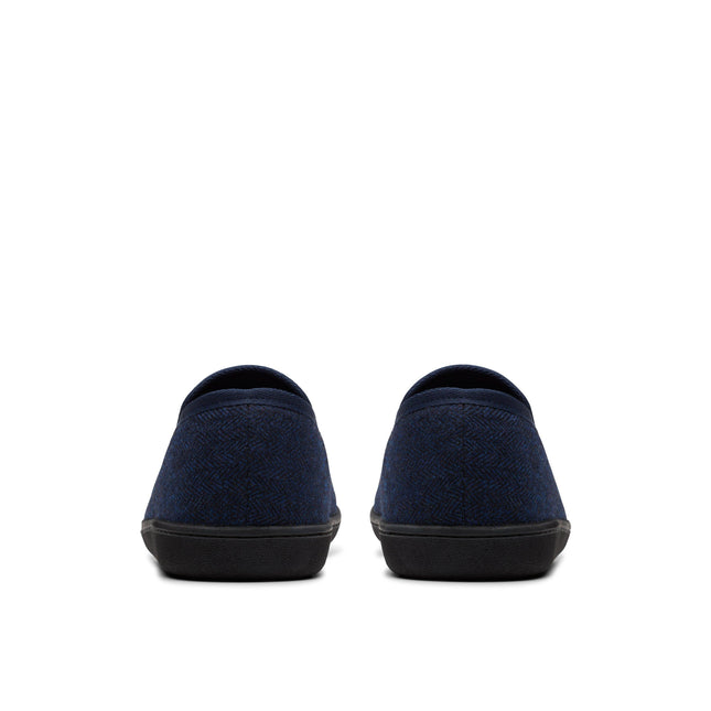 Clarks Men’s King Ease Navy Interest Textile Slip-On Slipper – Easy-Wear Comfort Slipper