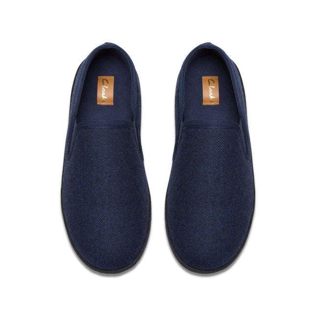 Clarks Men’s King Ease Navy Interest Textile Slip-On Slipper – Easy-Wear Comfort Slipper