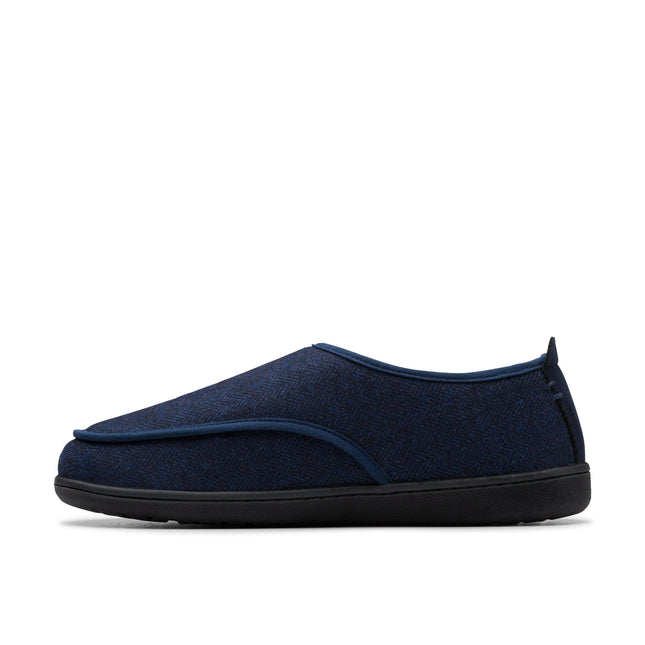 Clarks Men’s King Riptape Navy Interest Textile Slipper – Easy On/Off Indoor Comfort Slipper