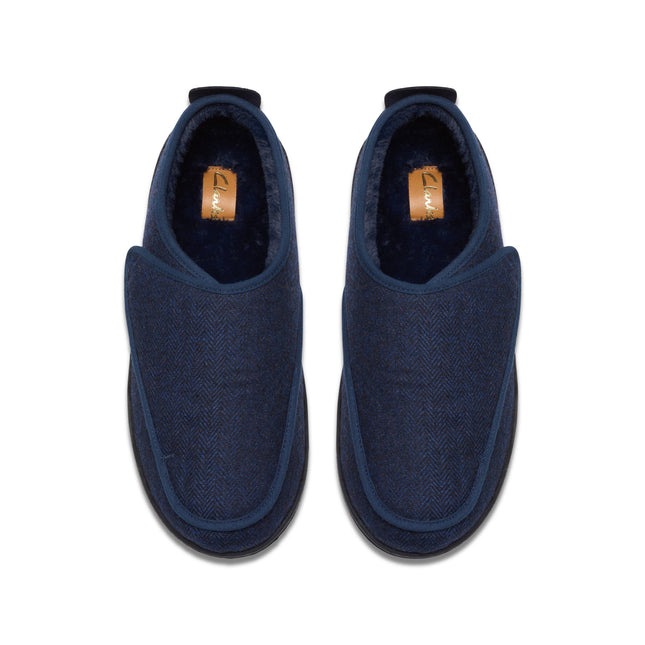 Clarks Men’s King Riptape Navy Interest Textile Slipper – Easy On/Off Indoor Comfort Slipper