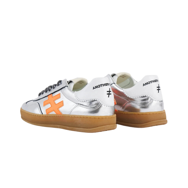 Another Trend Iconic Vegas Plata Ladies Comfort Trainers