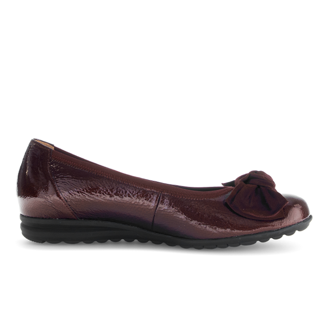 Gabor 72.621.88 Sage Burgundy Patent Flat Pump